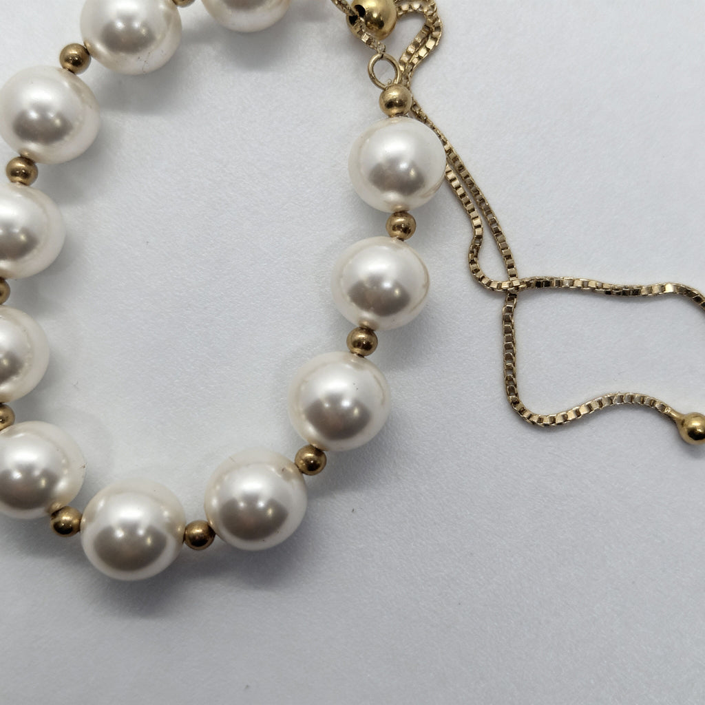 Shell Pearl Bracelet | Elegance, Purity & Serenity