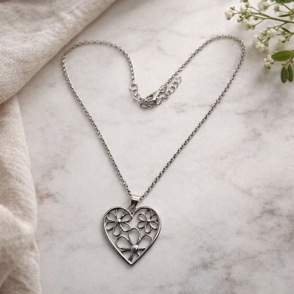 Heart Flower Pendant | Love & Connection