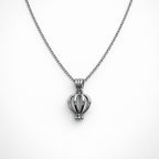 Leaf Pendant Necklace | Nature & Simplicity