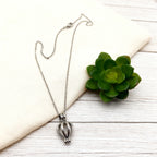 Leaf Pendant Necklace | Nature & Simplicity