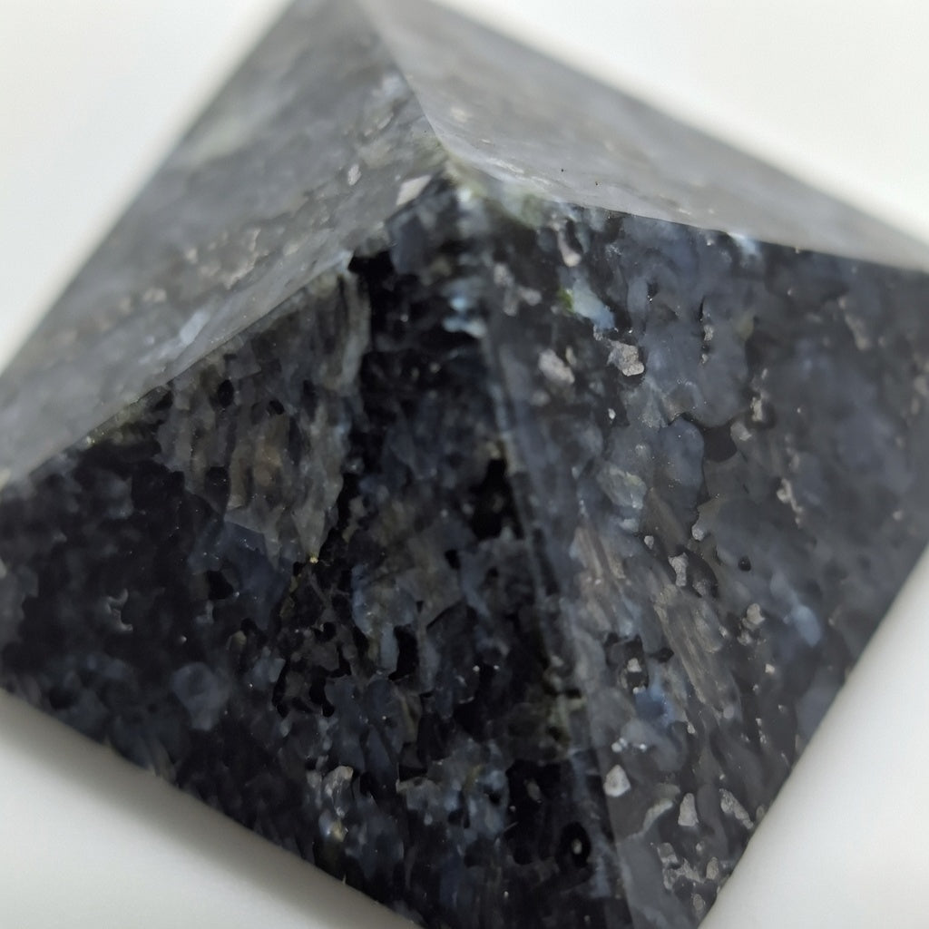 Larvikite Pyramid | Focus & Grounding